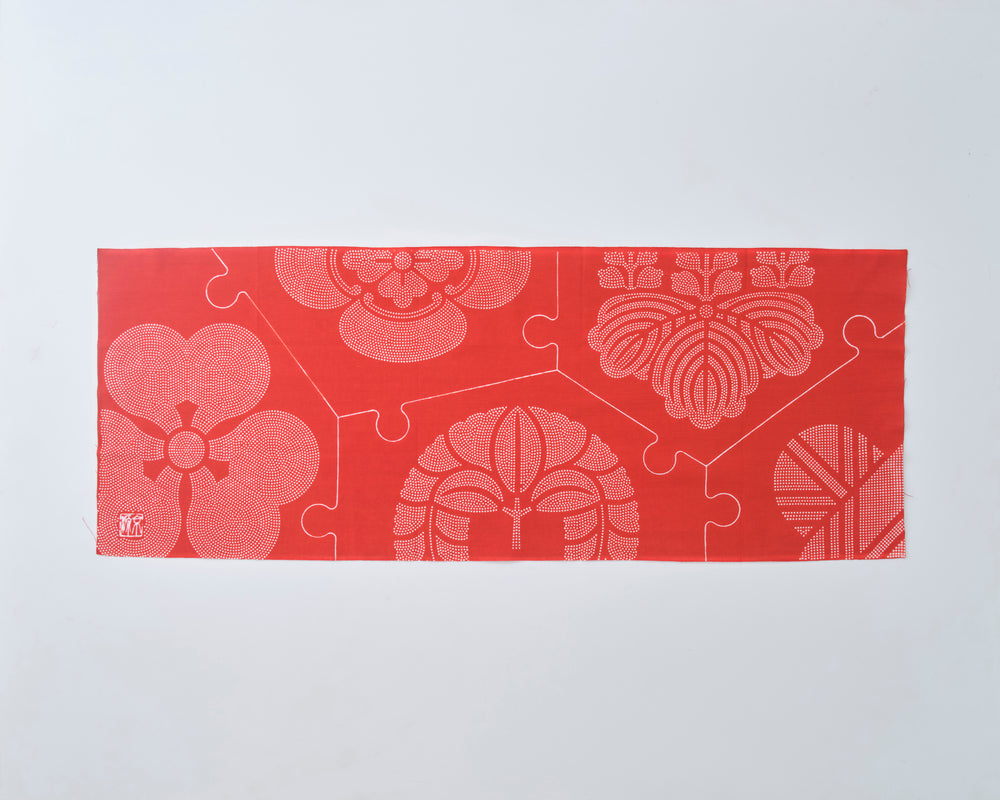 Scarlet Scarlet | Five Great Family Crests Tenugui Hand Towel made by Kamawanu