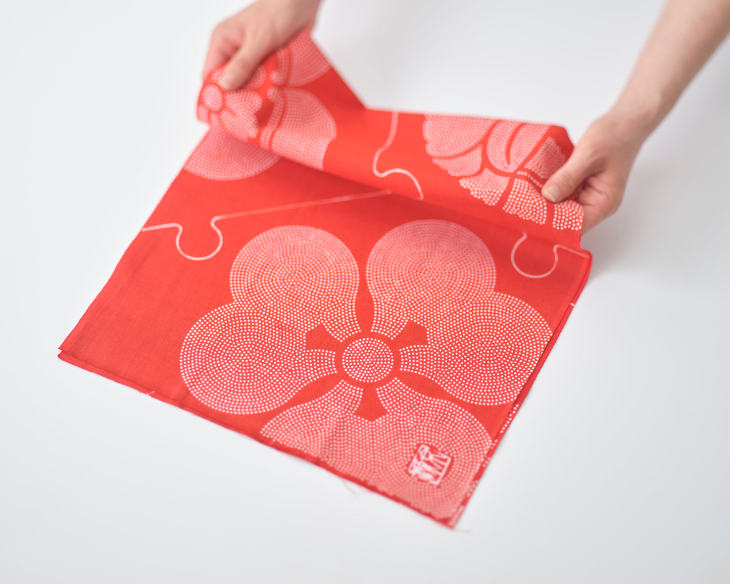 
                  
                    Scarlet Scarlet | Five Great Family Crests Tenugui Hand Towel made by Kamawanu
                  
                